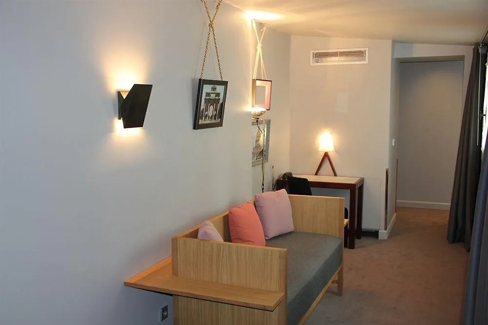 Saint Dominique 4* Париж