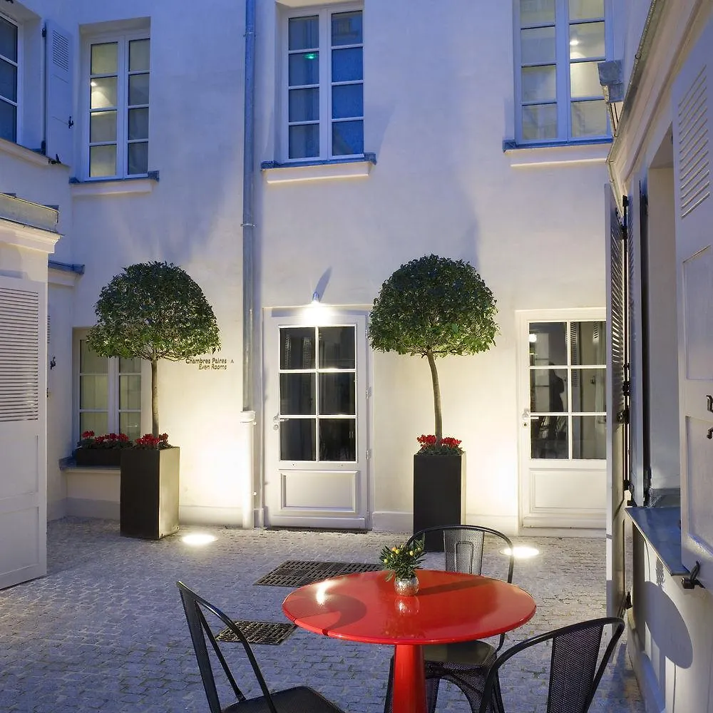 Saint Dominique Hotel Paris